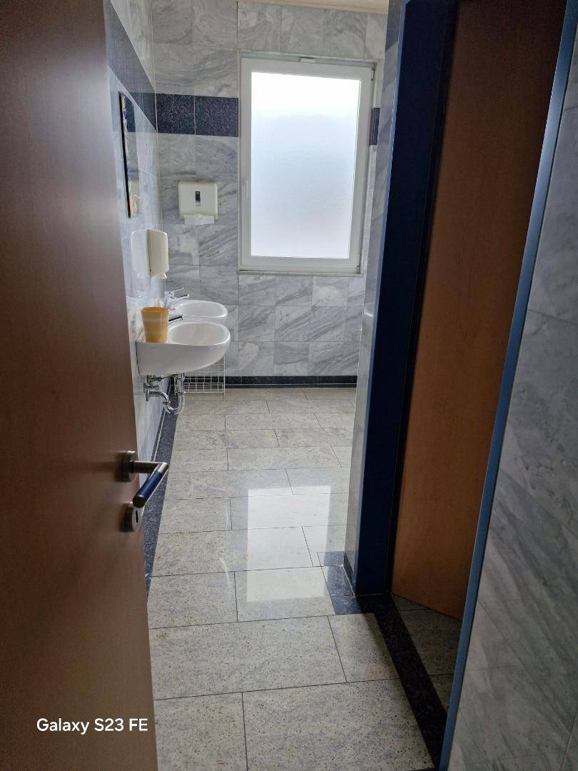 WC 2