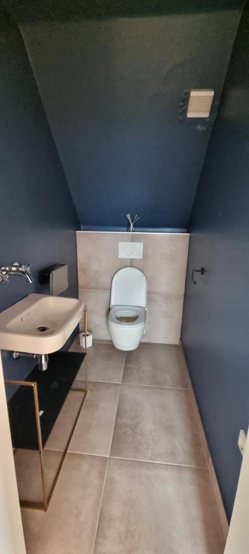 OG WC