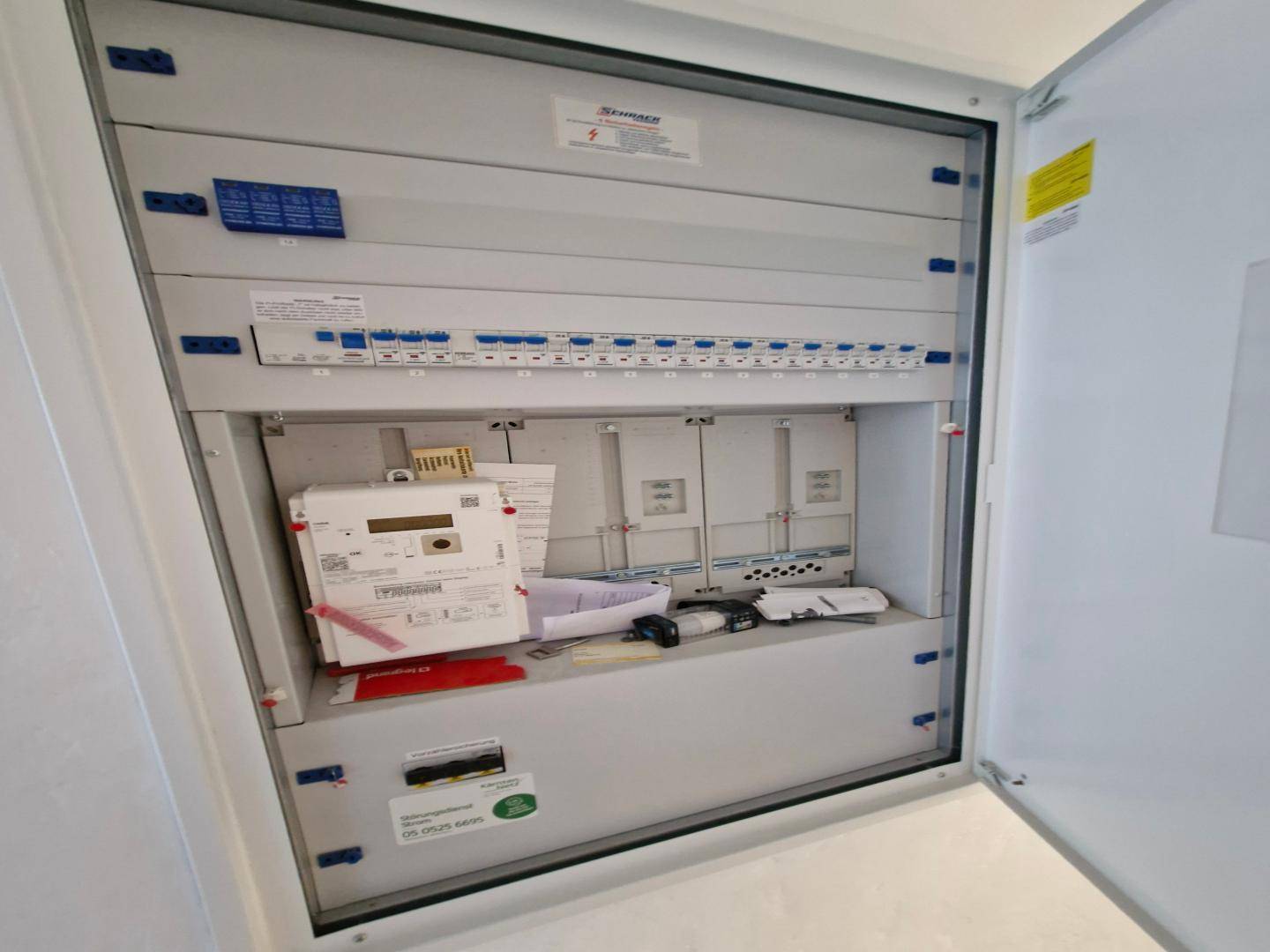 Neuer Schartschrank