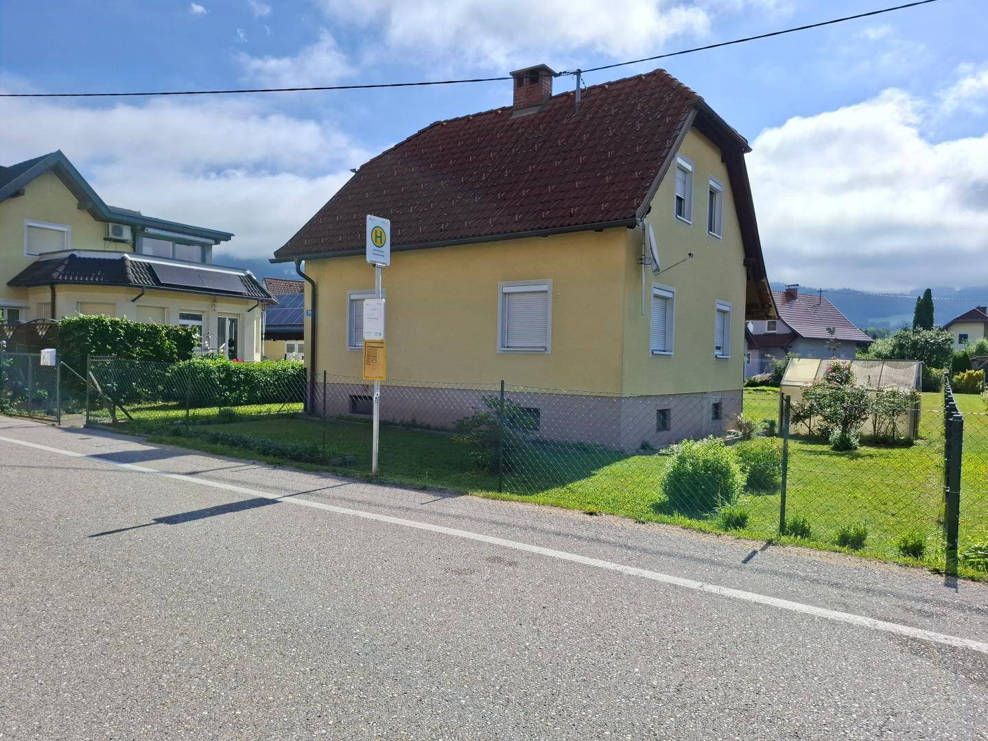 Casă, 94 m², teren 720 m²