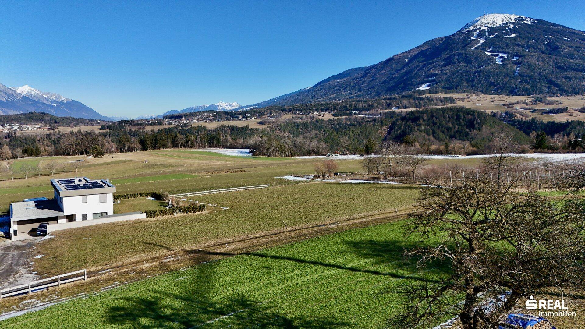 Traumgrundstück in Mutters mit beeindruckendem Ausblick - Ansicht 3