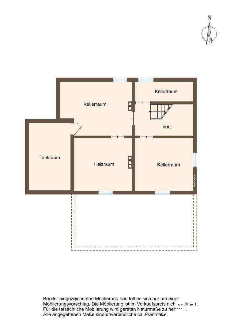 Grundriss des Kellergeschosses mit mehreren Kellerräumen und Heizraum.