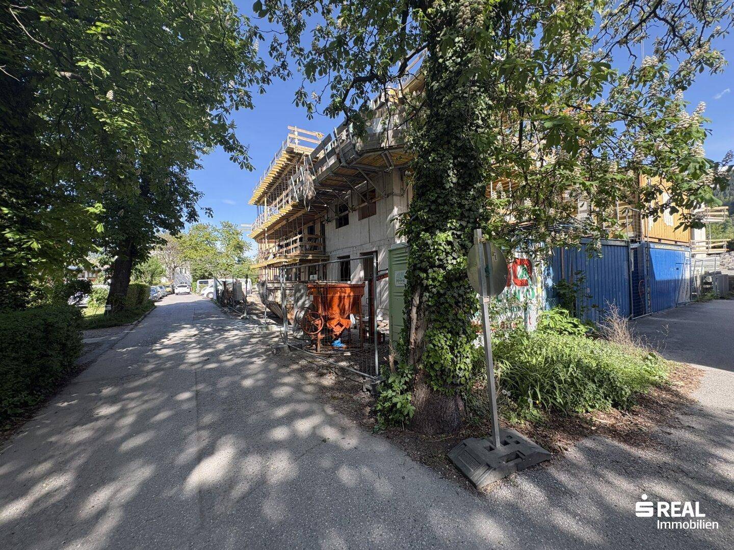 Im Bau befindliche Neubauwohnungen - zentrumsnahe Lage Hall - Widok 2