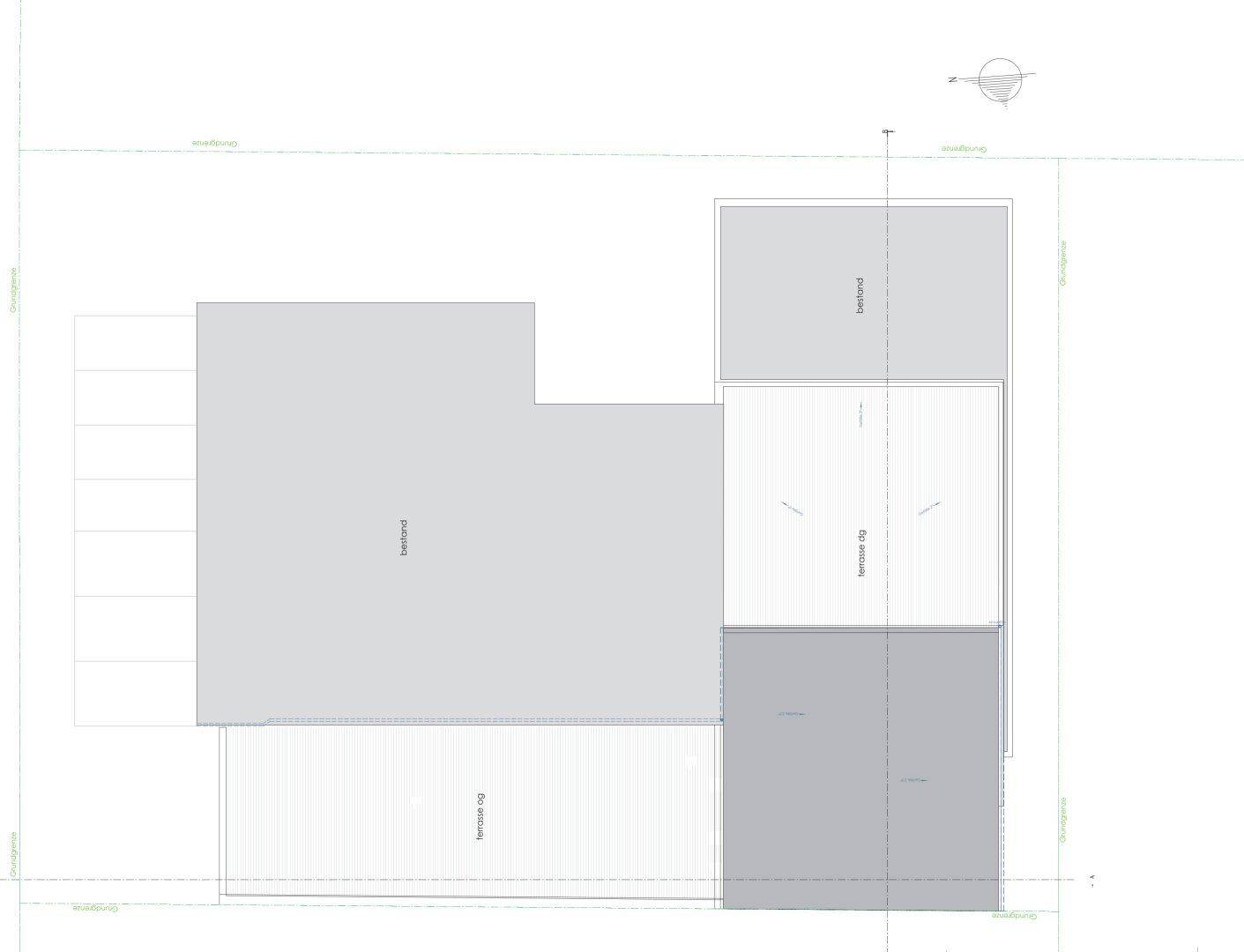 Grundriss der Dachterrassenebene mit mehreren großzügigen Außenbereichen.