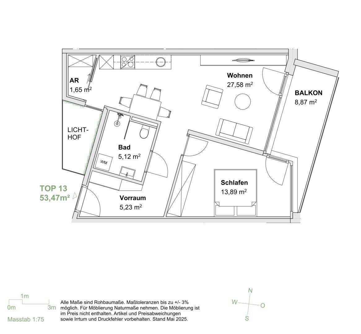 Grundriss einer Wohnung mit offenem Wohnbereich, Schlafzimmer, Bad und Balkon.