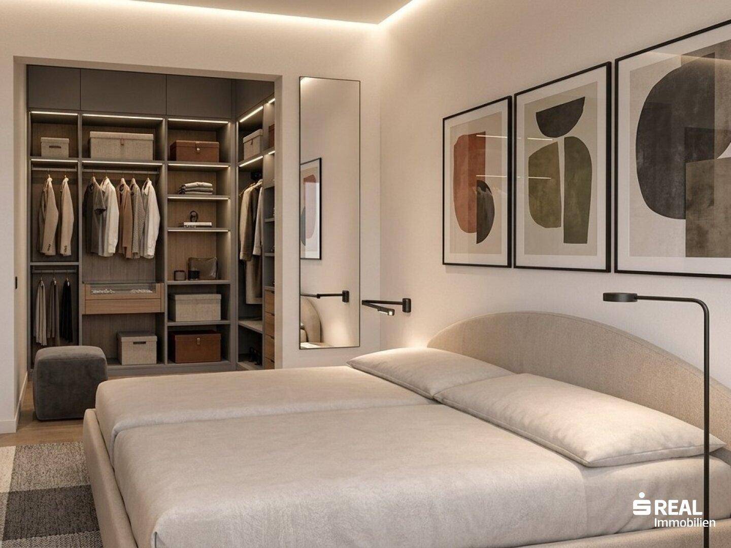 Modernes Schlafzimmer mit integriertem Kleiderschrank und indirekter Beleuchtung.