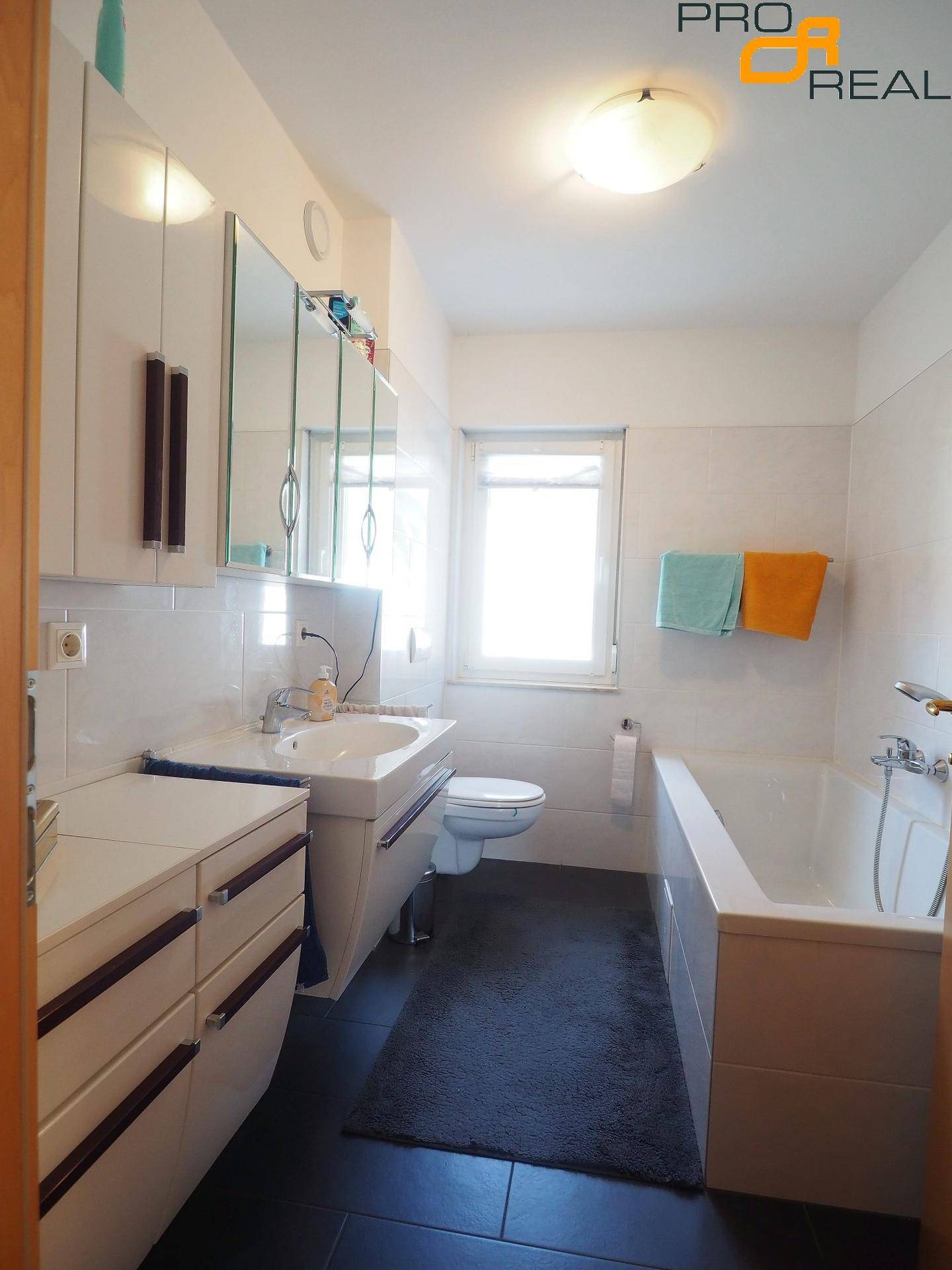 Bad, Wanne+WC