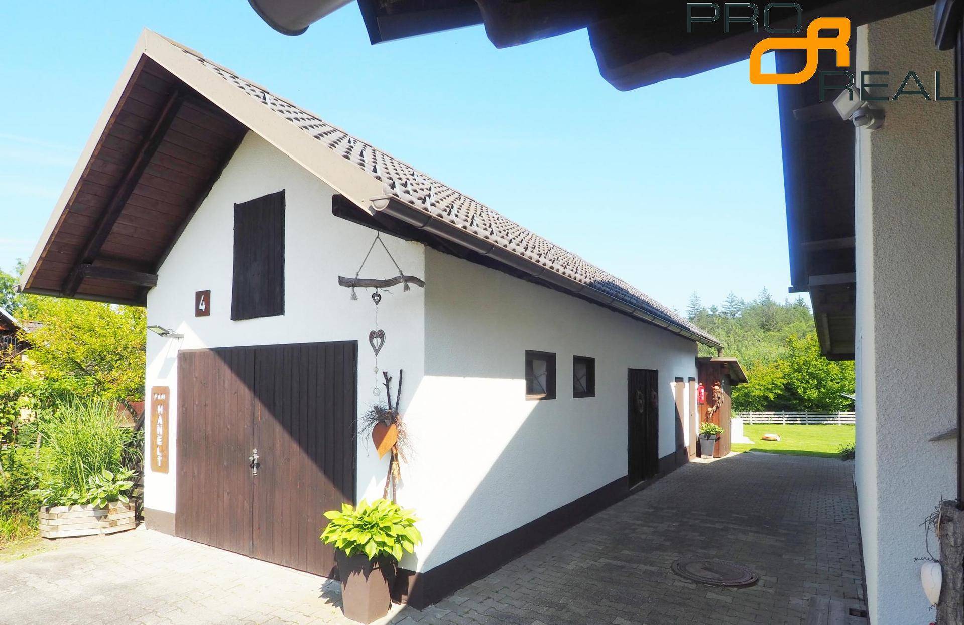 Ans. Garage ZH