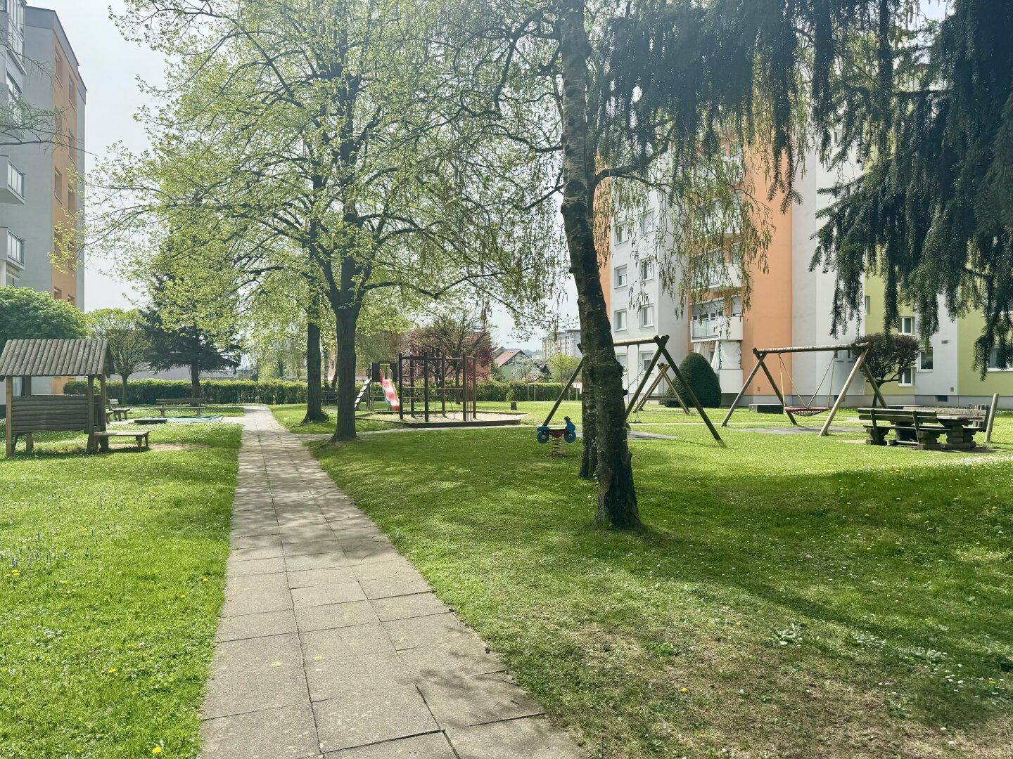 Wetzelsdorf! Sonnige 3-Zimmer-Wohnung mit Westbalkon und Parkplatz - Mehr
