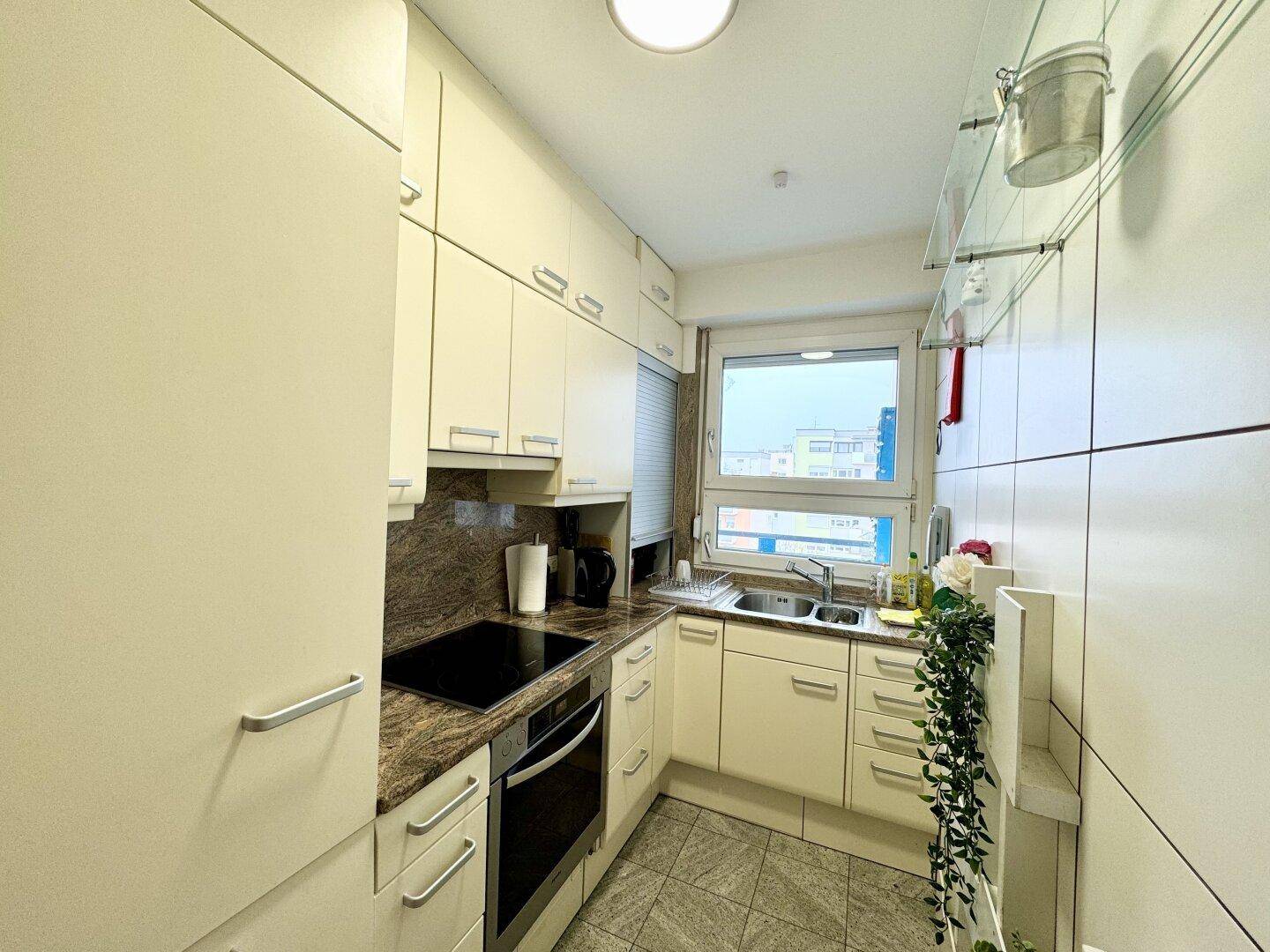Wetzelsdorf! Sonnige 3-Zimmer-Wohnung mit Westbalkon und Parkplatz - Ansicht 2
