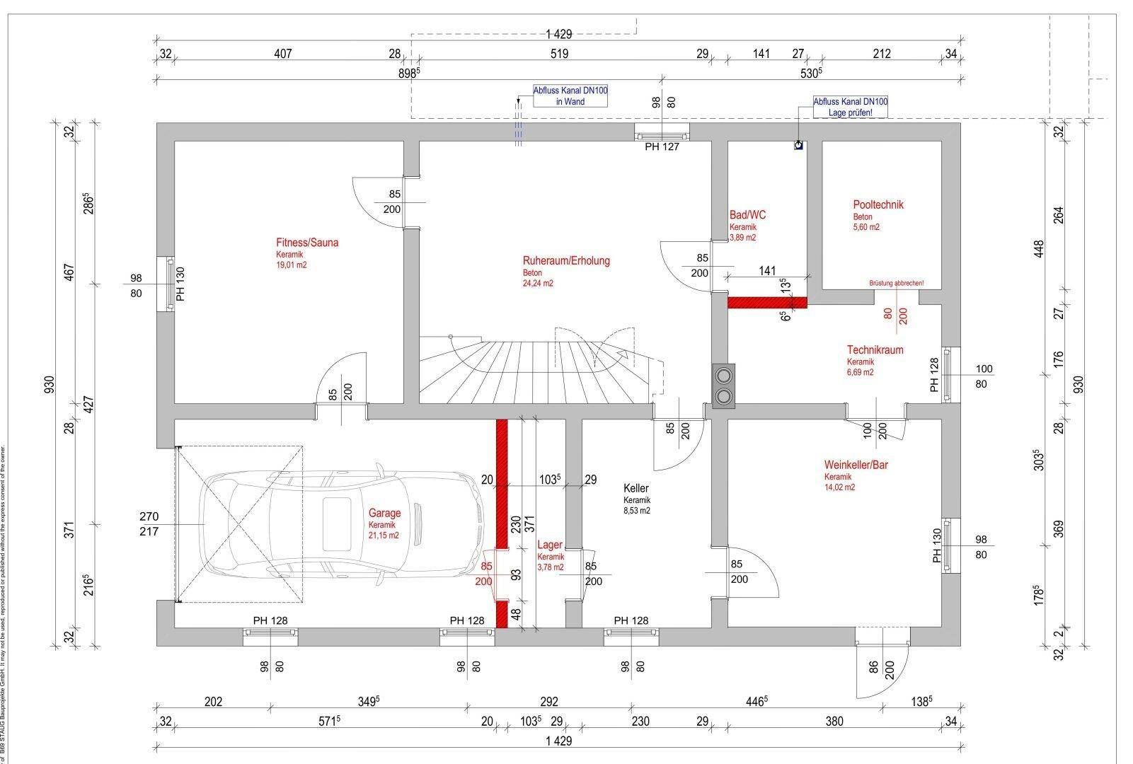 Detaillierter Grundriss des Untergeschosses mit Wellnessbereich, Sauna, Weinkeller, Garage und Technikräumen.
