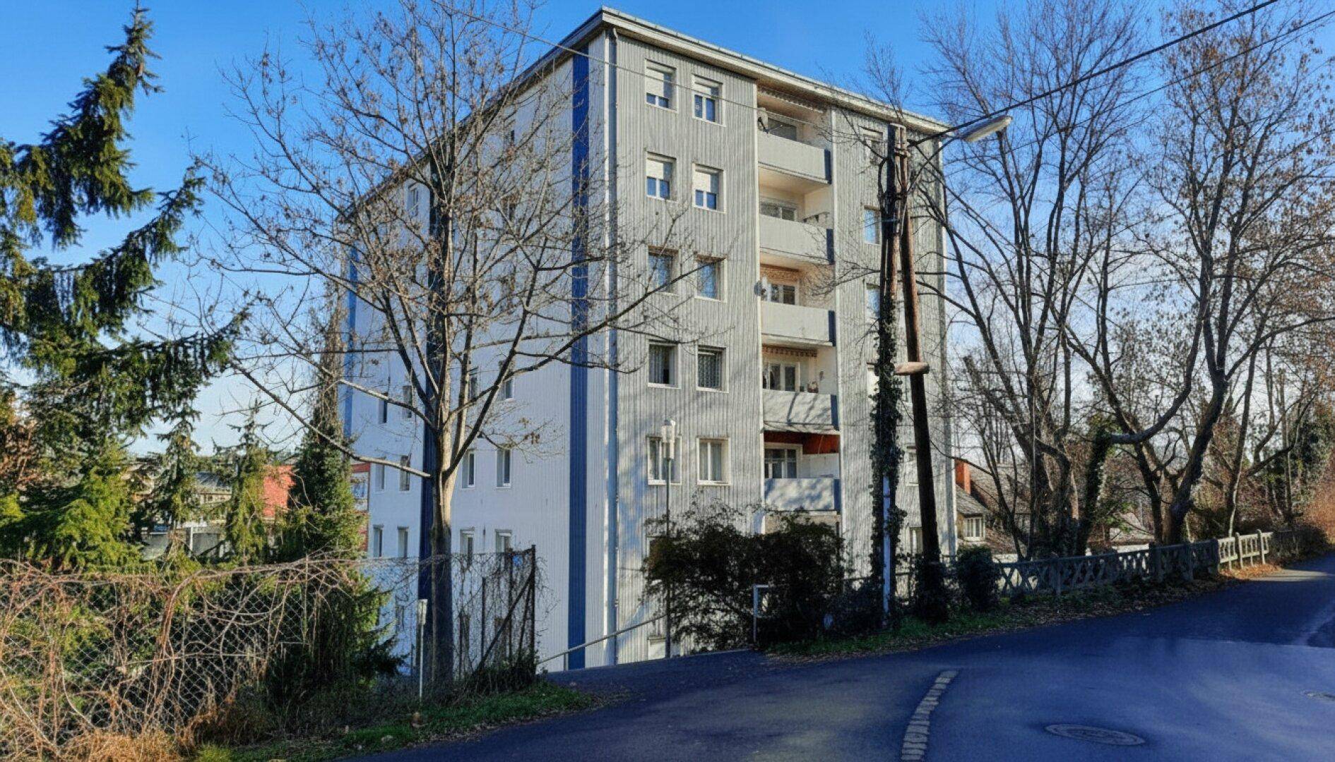 4- ZIMMER- ANLEGERWOHNUNG MIT EINER RENDITE ÜBER 5 %. - Ansicht 2