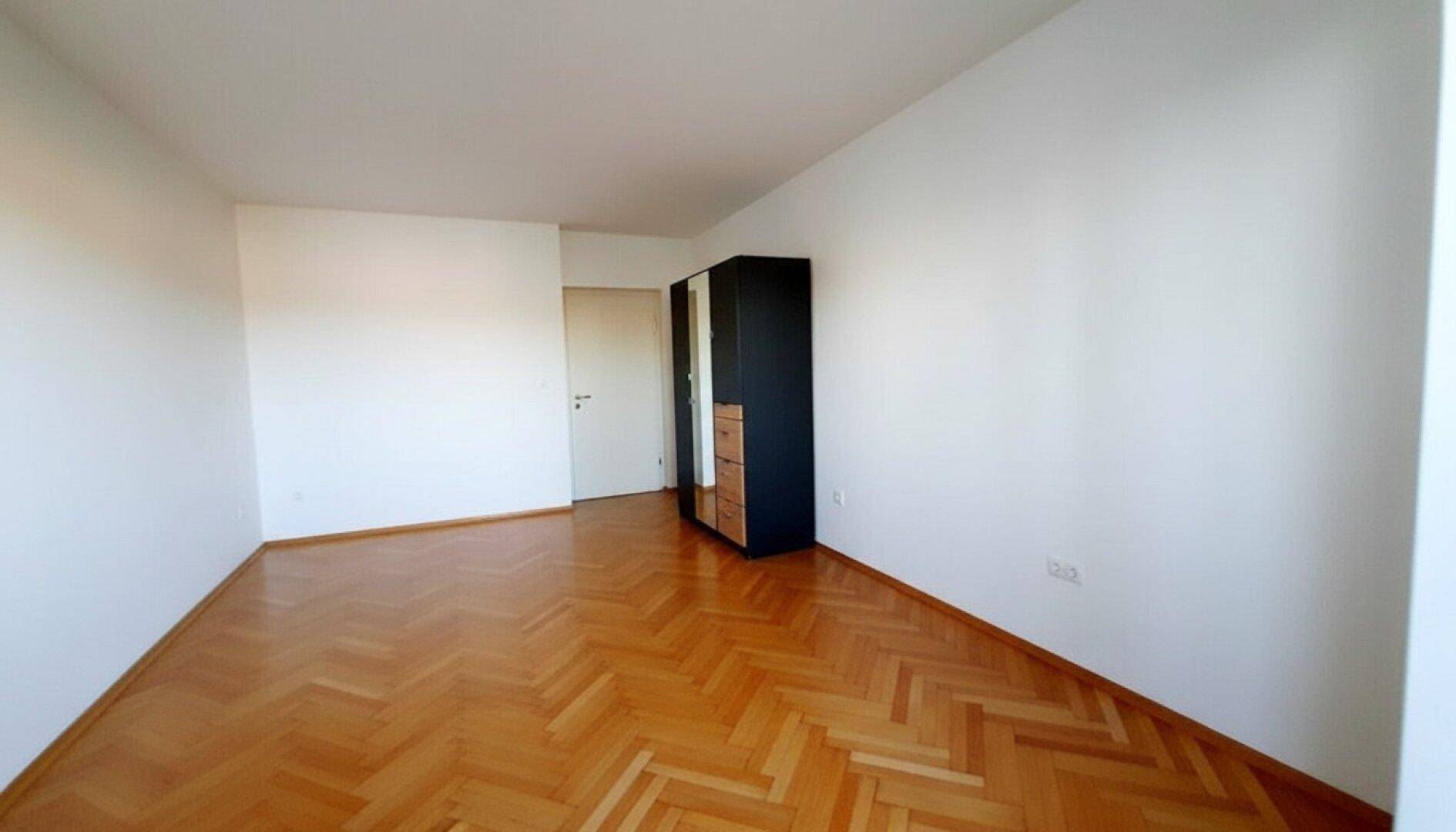 4- ZIMMER- ANLEGERWOHNUNG MIT EINER RENDITE ÜBER 5 %. - Ansicht 5