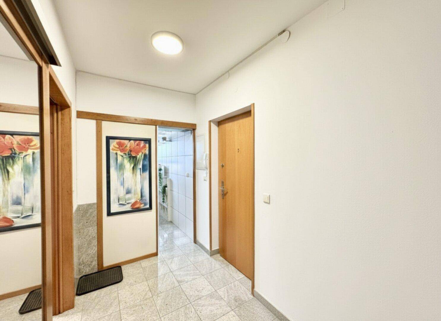 Wetzelsdorf! Sonnige 3-Zimmer-Wohnung mit Westbalkon und Parkplatz - Ansicht 3