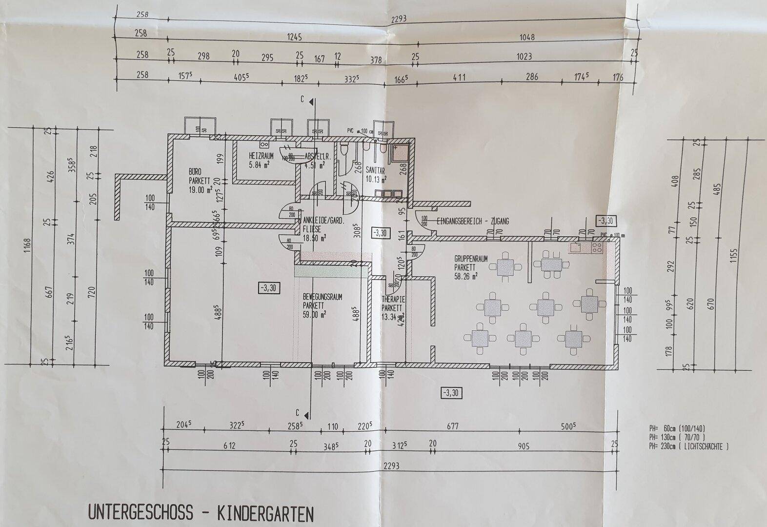 Grundriss des Untergeschosses, als Kindergarten mit Bewegungs- und Gruppenräumen dargestellt.