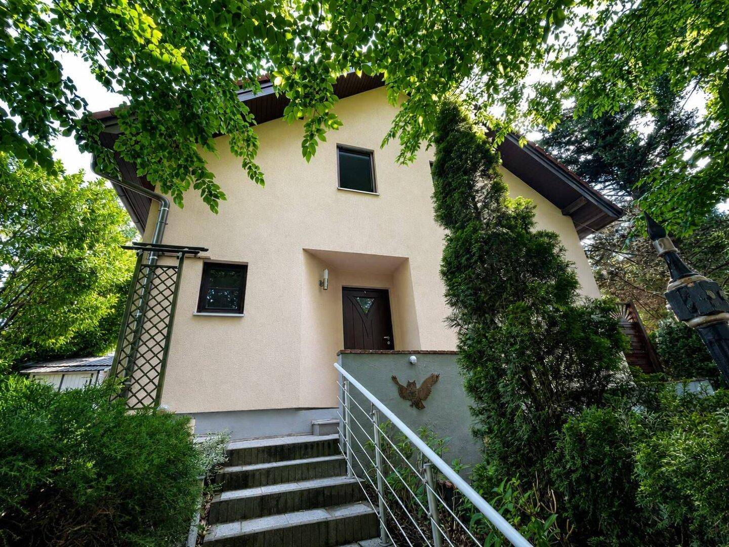 Familienidylle &amp; Paradies in absoluter Ruhelage mit Pool, Wintergarten und Naturteich! - Ansicht 4
