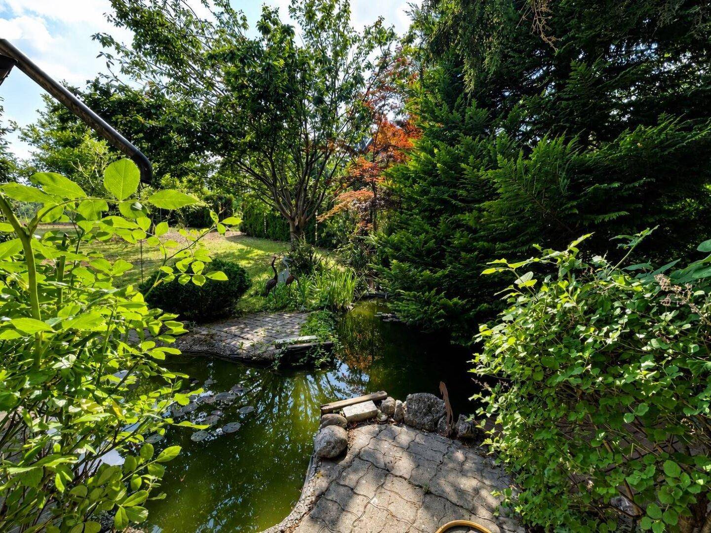 Familienidylle &amp; Paradies in absoluter Ruhelage mit Pool, Wintergarten und Naturteich! - Mehr