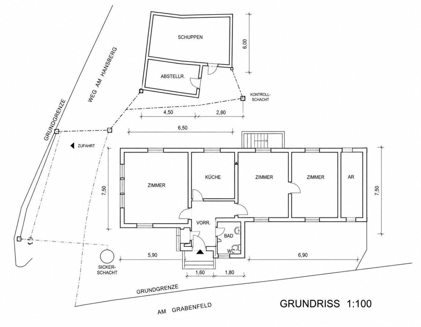 Grundriss des Erdgeschosses mit Zimmern, Küche, Bad und WC sowie Außenbereich.