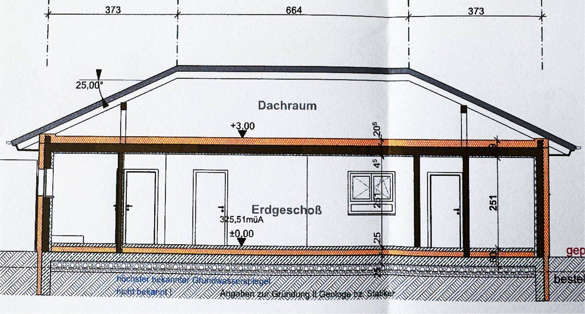 Architektonischer Querschnitt des Gebäudes zeigt Erdgeschoss und Dachraum.