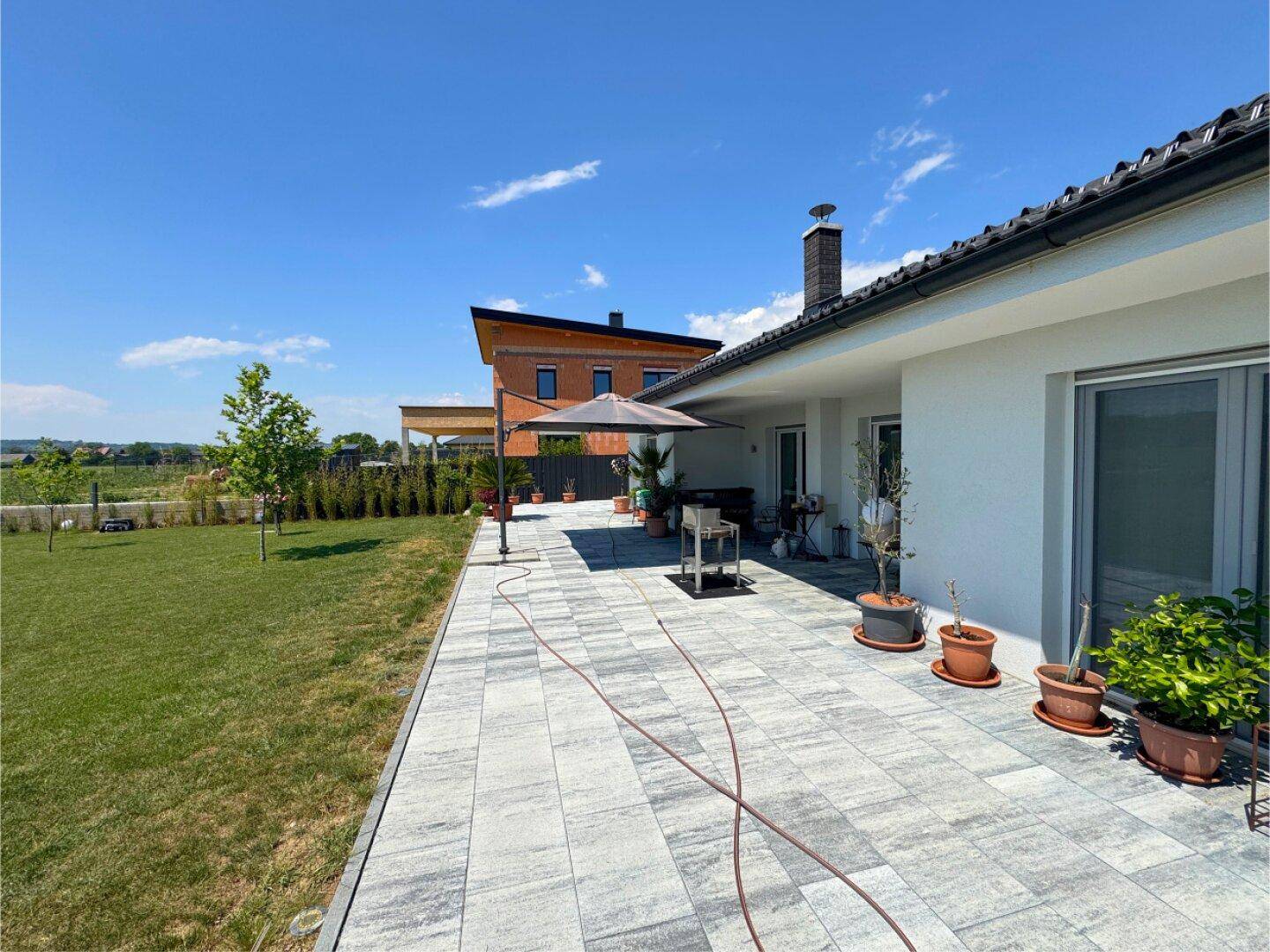 KÖNIGSDORF – Exklusiver Neubau-Bungalow in sonniger Ruhelage mit Fernblick - Ansicht 5