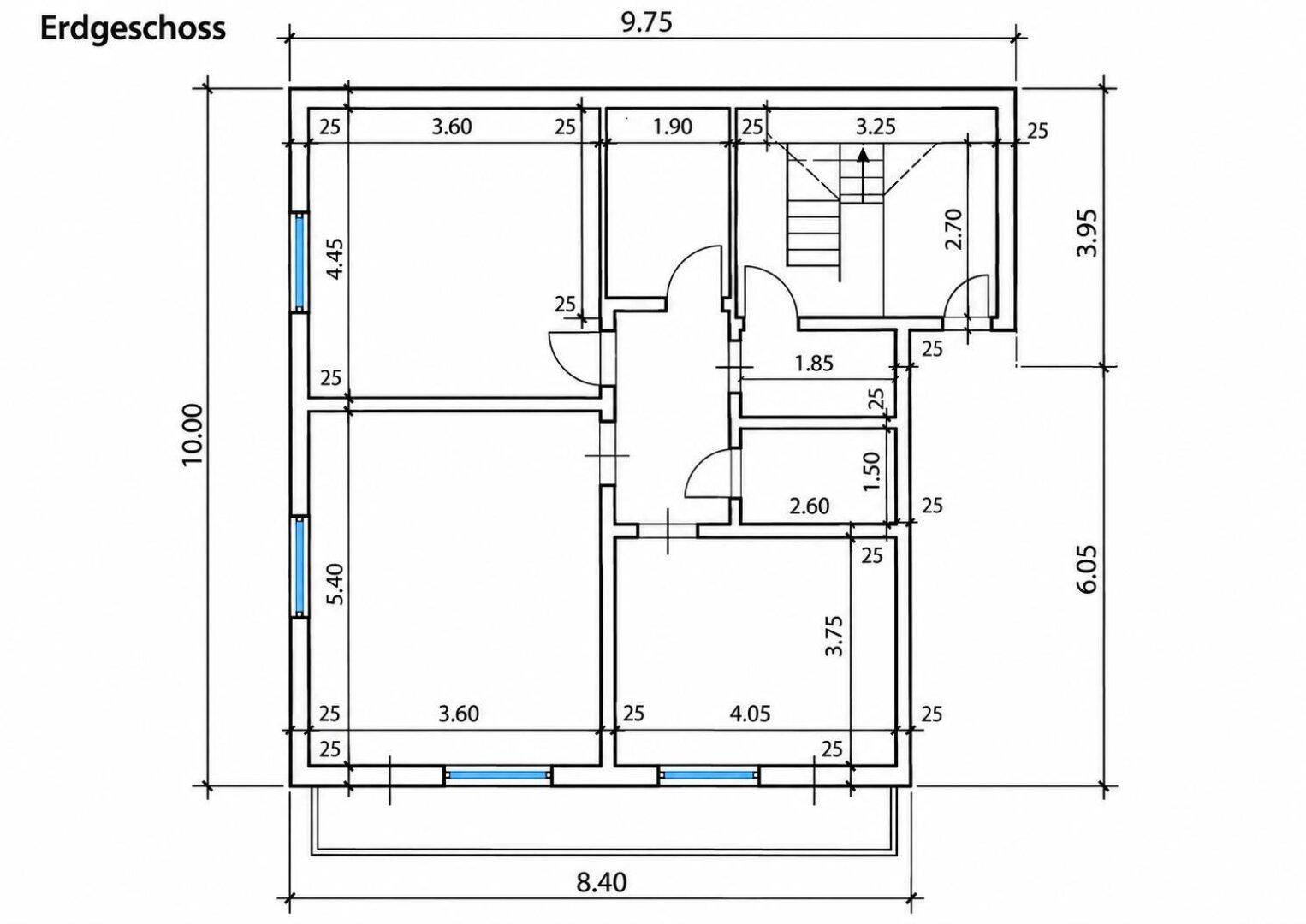 Grundriss des Erdgeschosses mit Raumaufteilung und Bemaßungen.