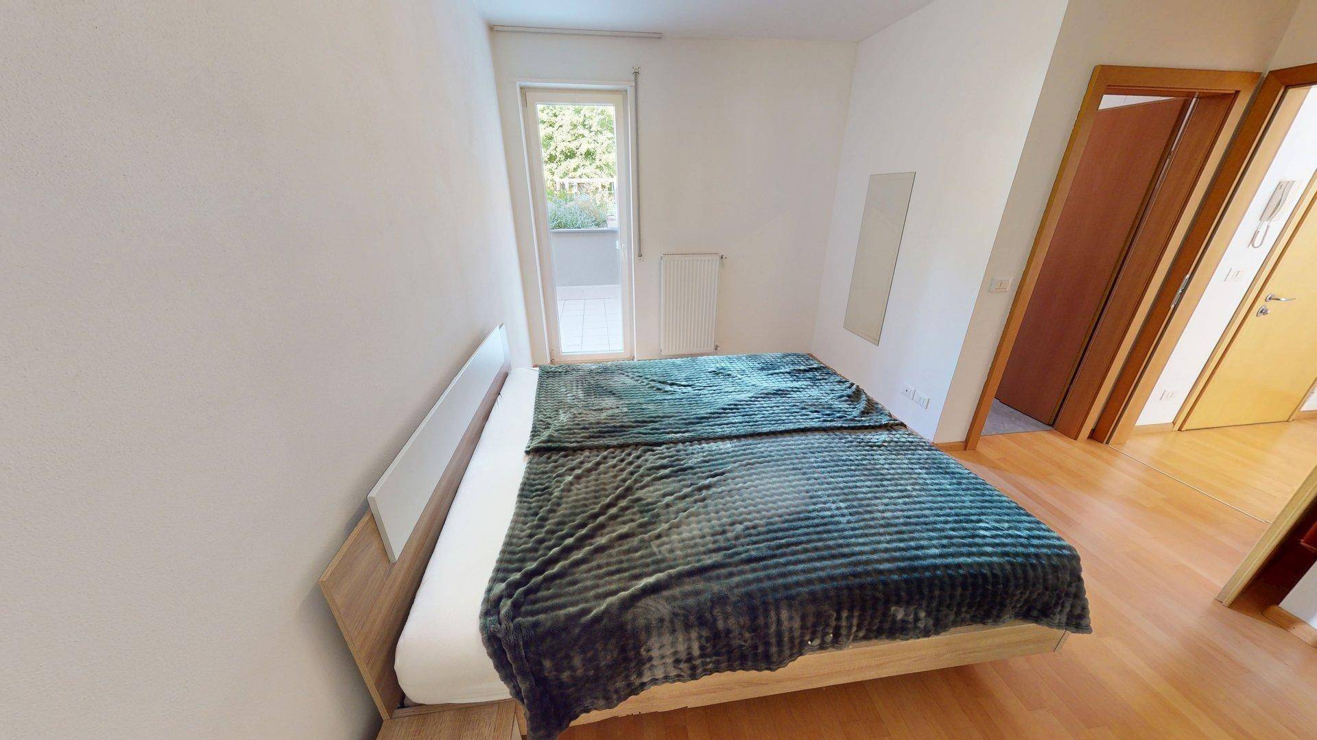 Lana-bilocale-Zweizimmerwohnung-Garten-giardino-Keller-cantina-Garage-Kondominium