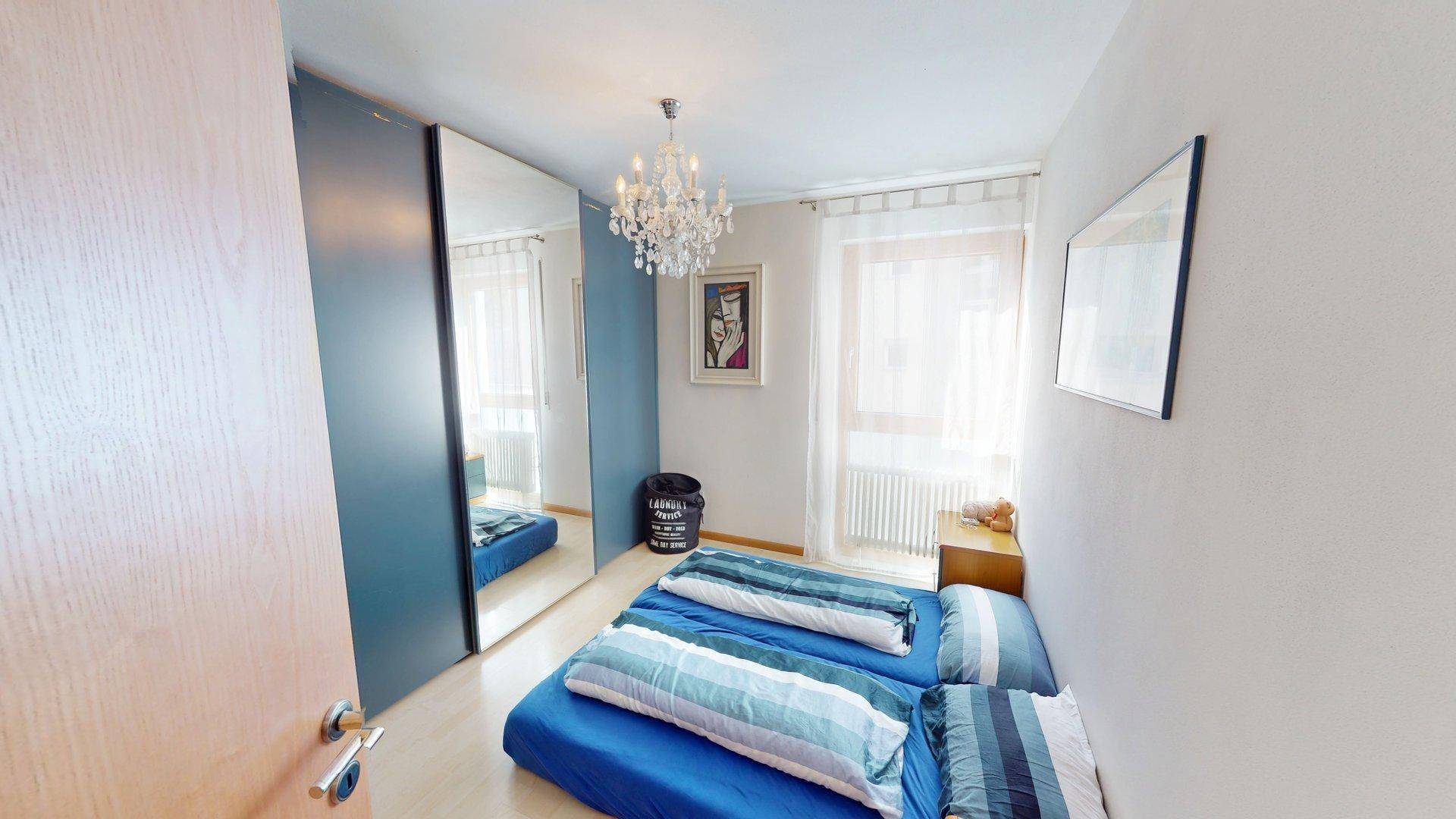 Meran-Merano-Wohnung-zu-verkaufen-vendesi-appartamento-kaufen-acquistare-Untermais-Maia-Bassa-Petrarca-Balkon-balcone-Stellplatz-posto-macchina-Seeber-Immobilien-nacktes-Eigentum-Investition-Geldanlage-nuda-proprietà-investimento-Wohnzimmer-angolo-cottura-soggiorno-Kochecke-Fenster-finestra-Bad-bagno-Schlafzimmer-camera-ripostiglio-Abstellkammer-Süd-West-sud-ovest-Kamin-Klima-aria-condizionata