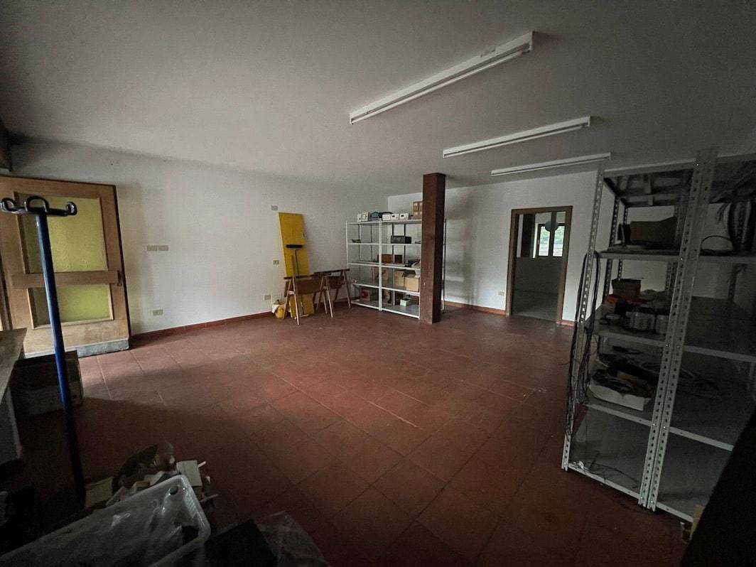 Büro_Geschäft_Mitterolang