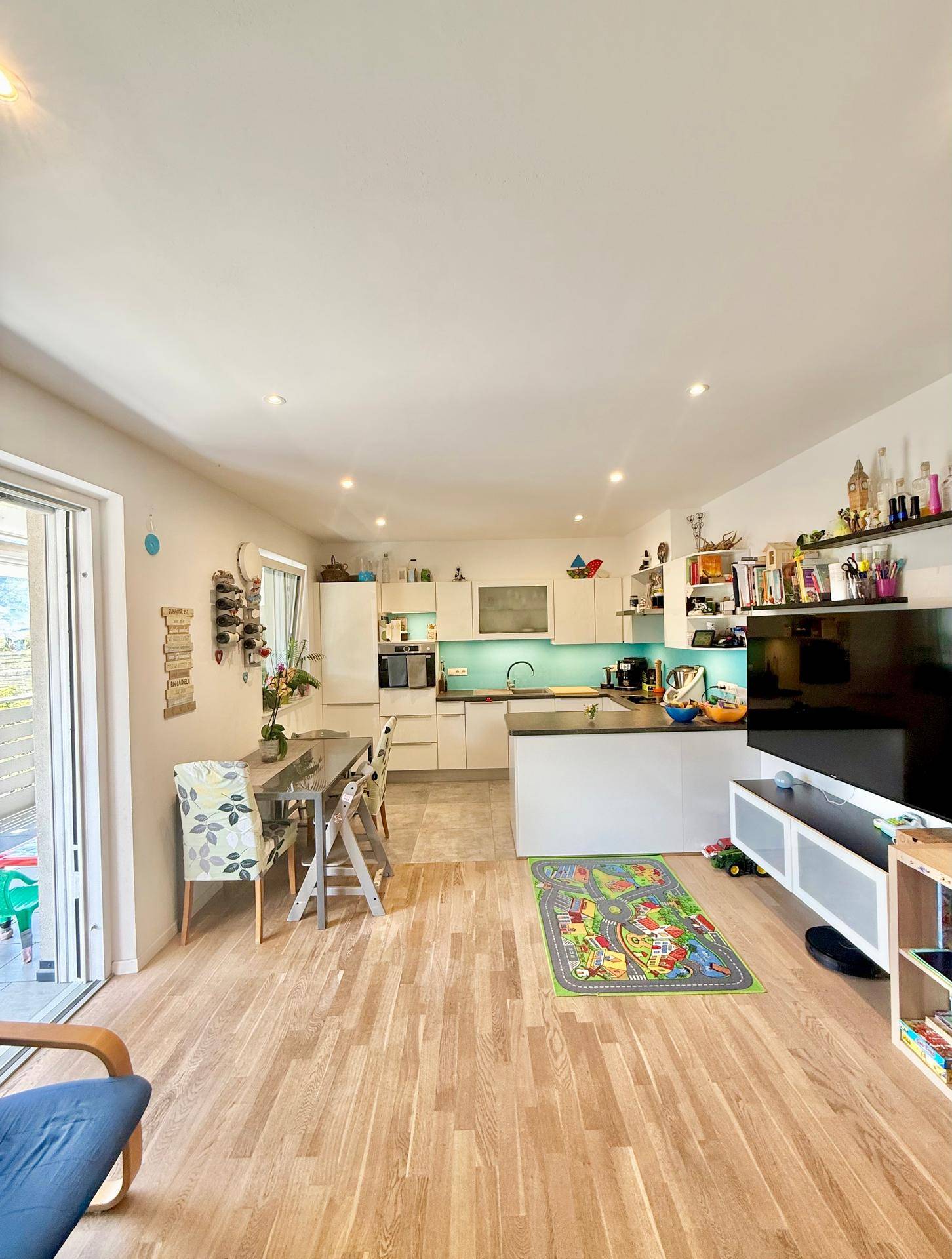 Dreizimmerwohnung-trilocale-Burgstall-Postal-Burgraviato-Burggrafenamt-Terrasse-terrazza