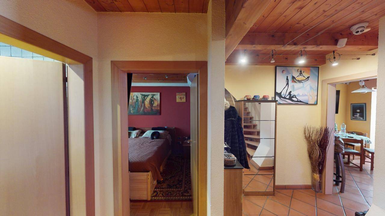 Meran-Merano-Untermais-Maia Bassa-Terrasse-terrazza-Garage-Duplexwohnung