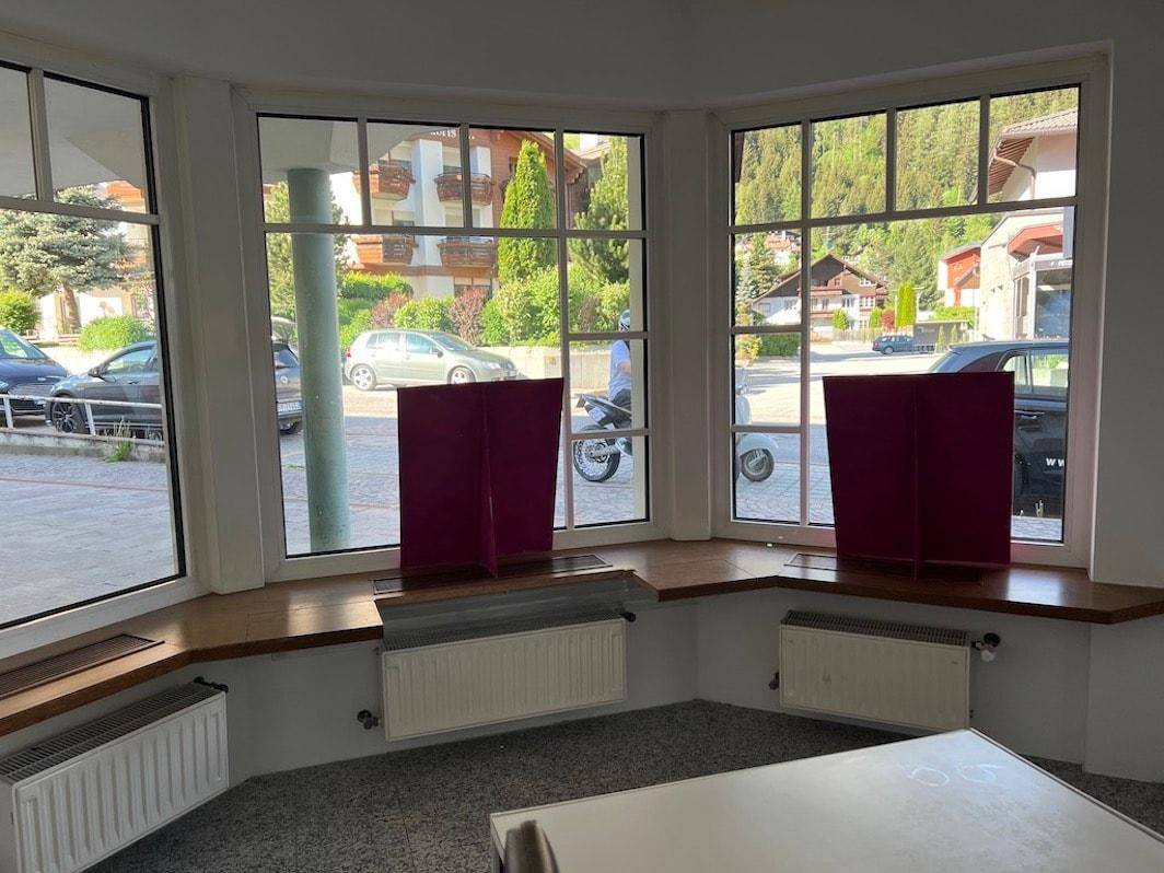 Kiosk_Werbefläche_Sand in Taufers_Bürofläche