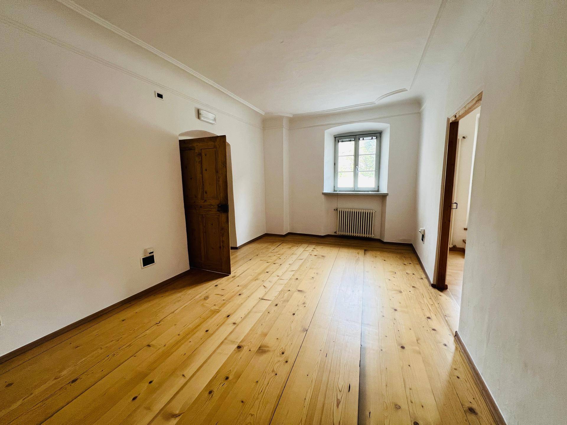 historischesGebäude_Brixen_Büro_Mieten