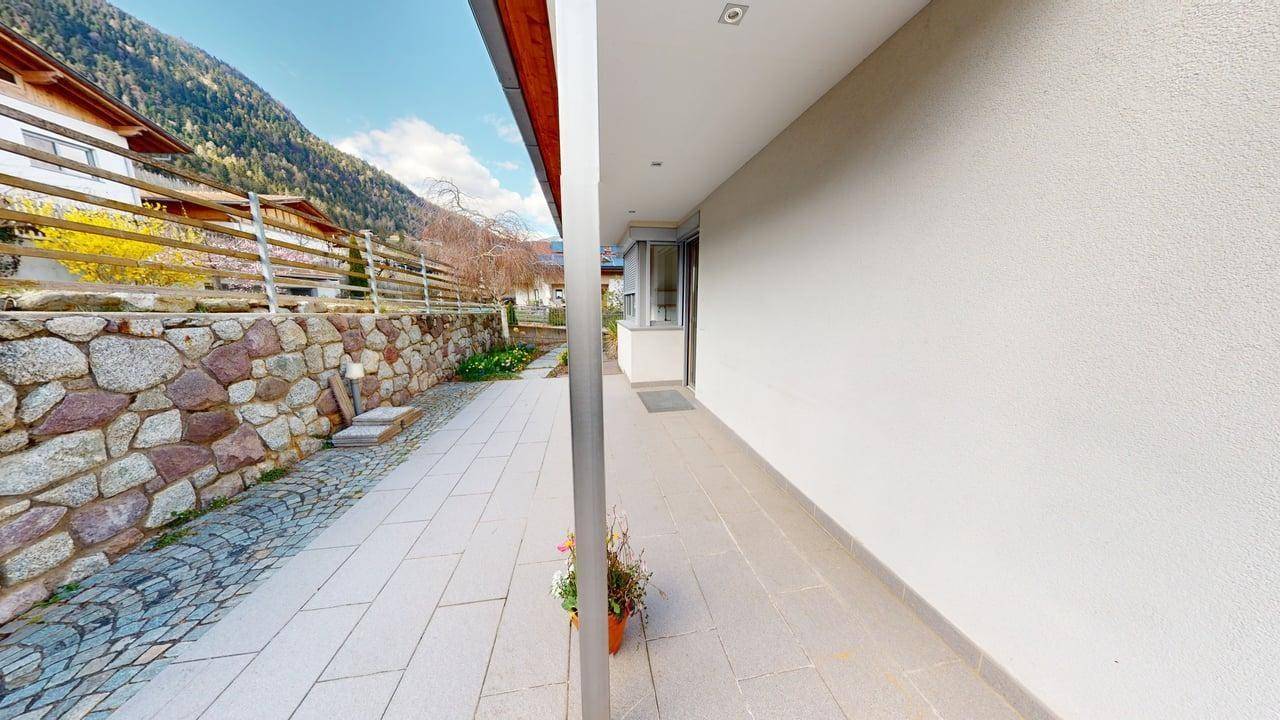 Völlan-Foiana-Wohnung-appartamento-Garten-giardino-Keller-cantina-garage-Garage-Ferienwohnung-hell-luminoso-Zweizimmerwohnung-bilocale-trilocale-Dreizimmerwohnung