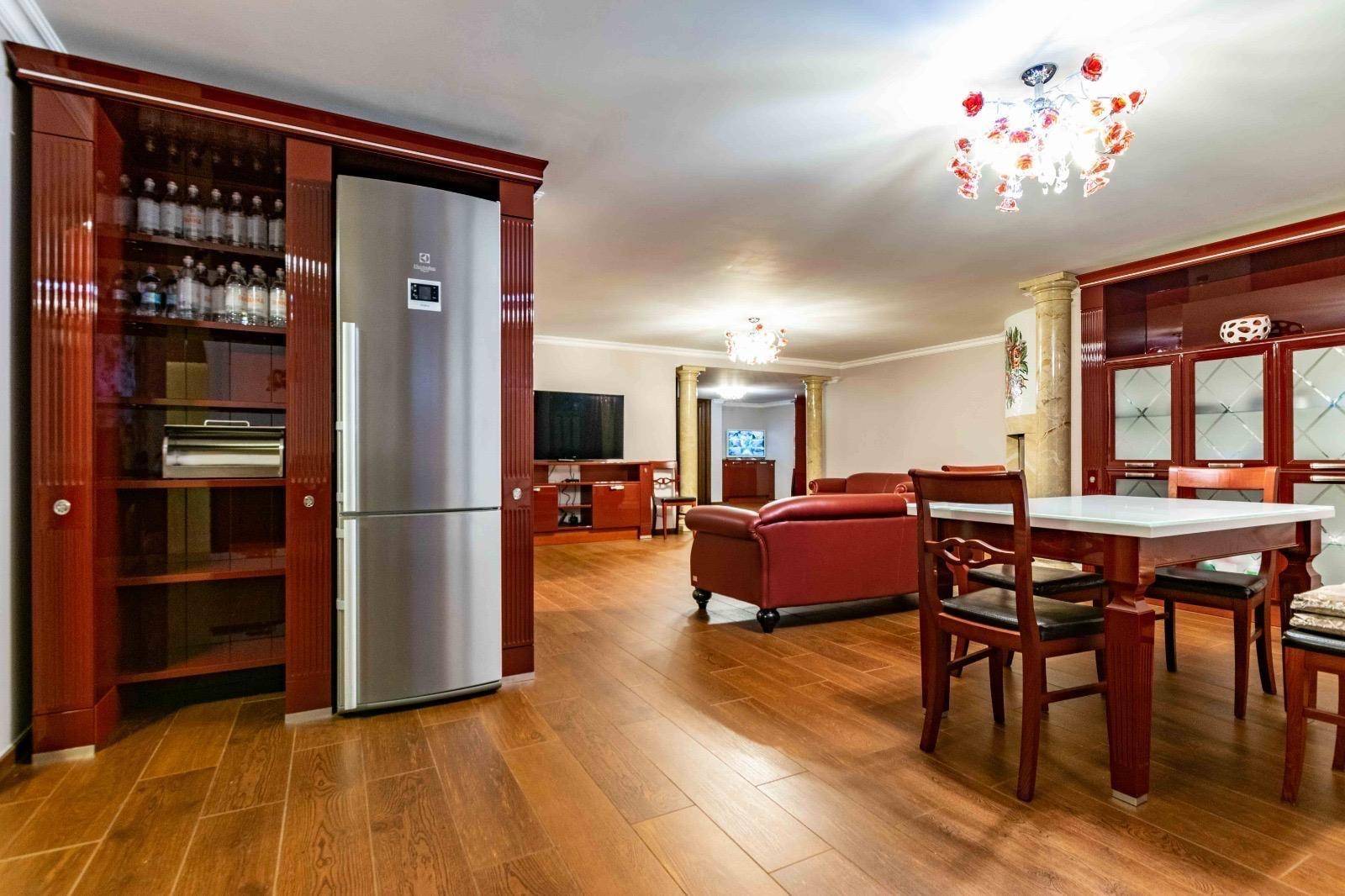 Luxusvilla-am-gardasee-kaufe_villa-am-gardasee-kaufen-haus-am-gardasee-kaufen_exklusive-Villa-am-gardasee_luxus-villa_luxusvilla-am-gardasee_villa-mit-panorama_villa-in-desenzano_comprare-villa-lago-di-garda_vendere-villa-lago-del-garda_Villa-di-lusso_Lago-di-Garda-Villa-esclusiva-con-piscina_Villa-con-vista-sul-lago-Immobile-di-lusso_Lago-di-Garda_Villa-panoramica_Proprietà-sul-Lago-di-Garda_Villa-Desenzano