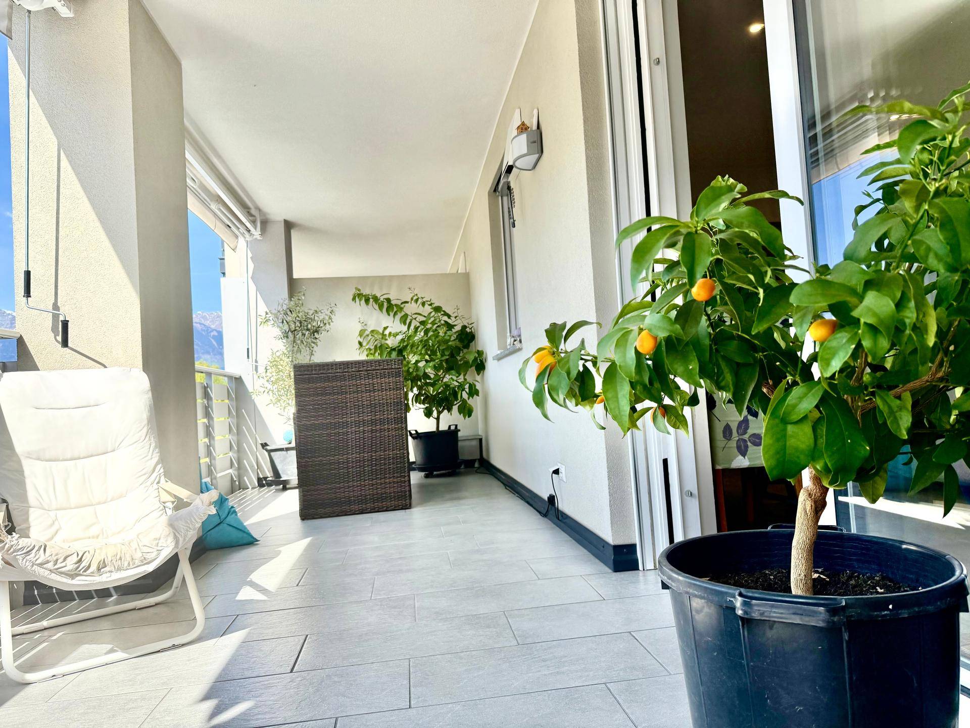 Dreizimmerwohnung-trilocale-Burgstall-Postal-Burgraviato-Burggrafenamt-Terrasse-terrazza