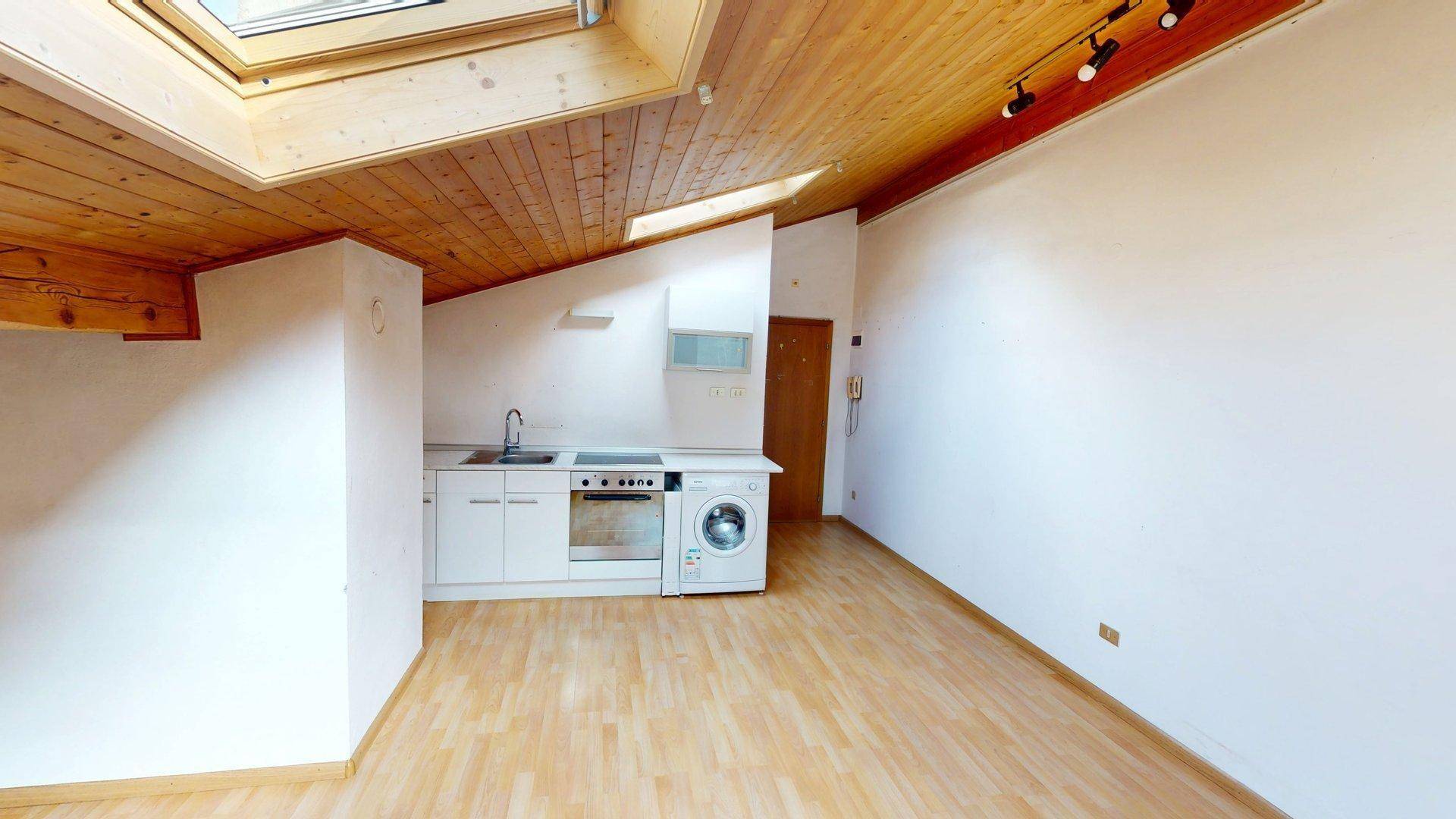 Töll-Vinschgau-Val Venosta-Tell-Einzimmerwohnung-monolocale-balcone-soffitta-garage-Balkon-Dachboden-Garage-Garten-Ferienwohnung-casa vacanze-Investiton-Investitionsobjekt-investimento