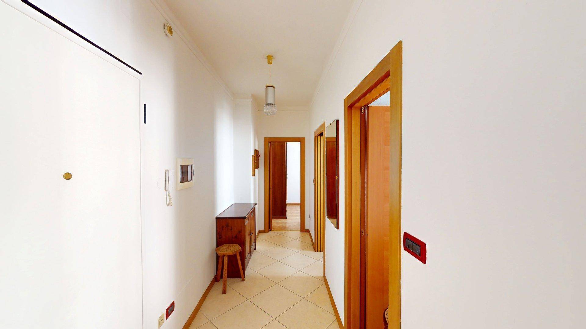wohnung-in-bozen-kaufen 2-zimmer-wohnung-bozen 3-zimmer-wohnung-gries wohnung-gries-kaufen wohnung-muenzbankweg wohnung-in-bozen-gries wohnung-mit-balkon-bozen wohnung-mit-aufzug-bozen wohnung-mit-keller-bozen kapitalanlage-wohnung-bozen ferienwohnung-bozen-gries suedtirol-haus-bozen