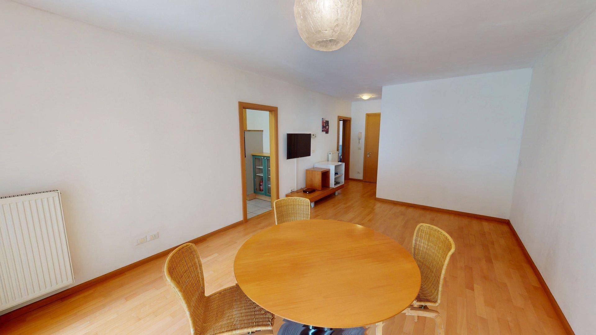 Lana-bilocale-Zweizimmerwohnung-Garten-giardino-Keller-cantina-Garage-Kondominium