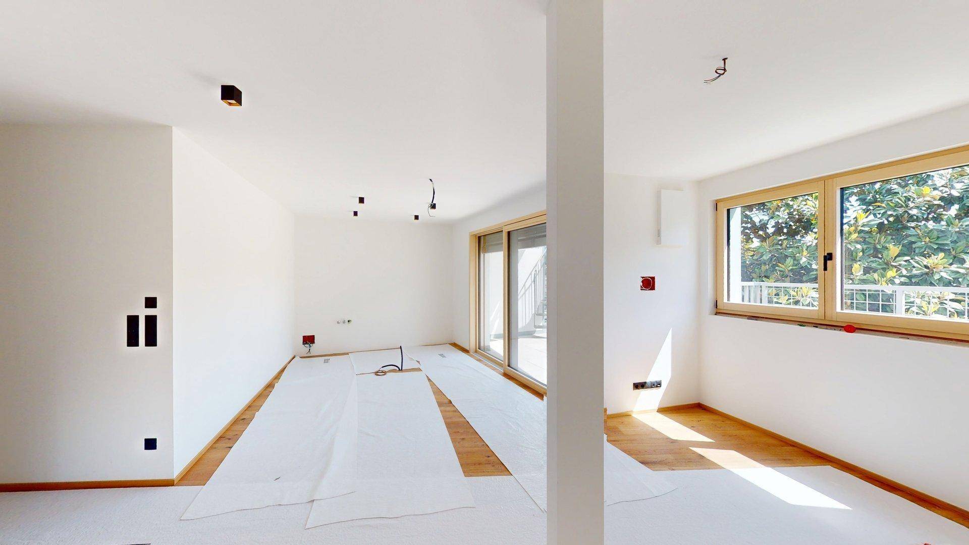 Meran-Merano-Penthouse-Dreizimmerwohnung-trilocale-Dachterrasse-terrazza-cantina-Keller-Aufzug-ascensore-Neubau