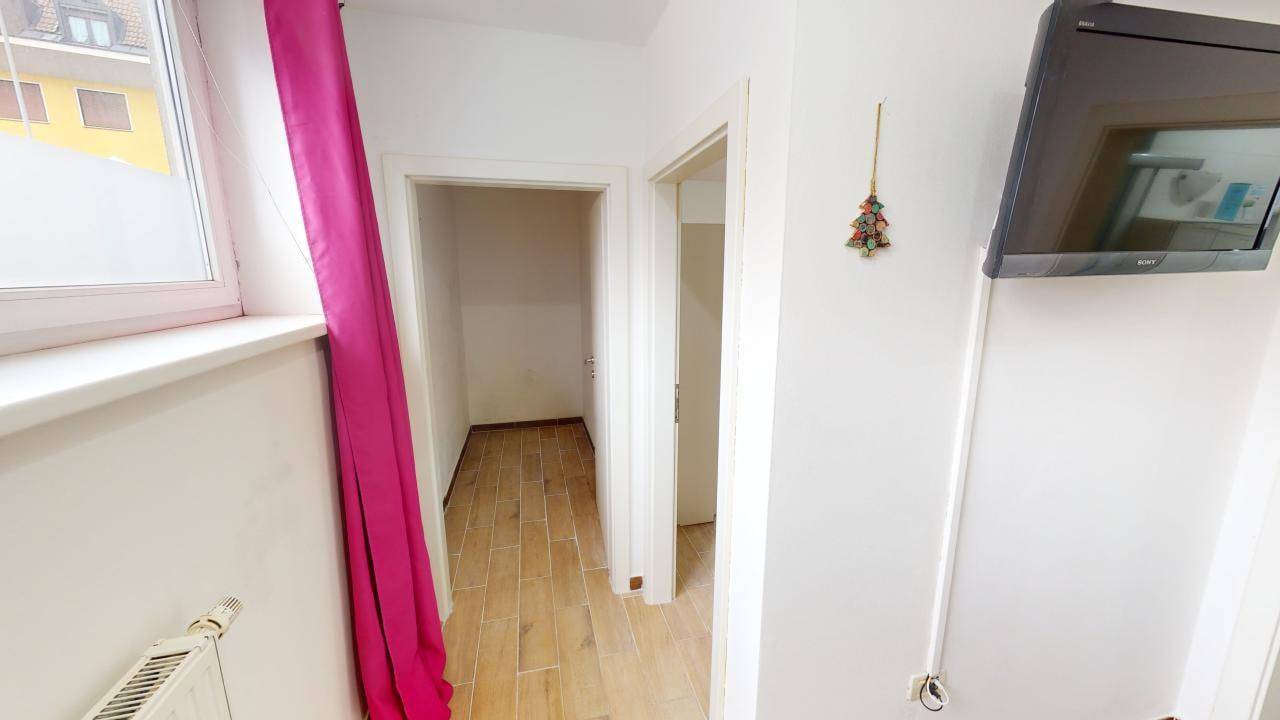 Meran_Merano_Untermais_Maia Bassa_Zweizimmerwohnung_bilocale_Privatvermietungslizenz_Ferienwohnung_Air B'n'b_Erdgeschoss_pianoterra