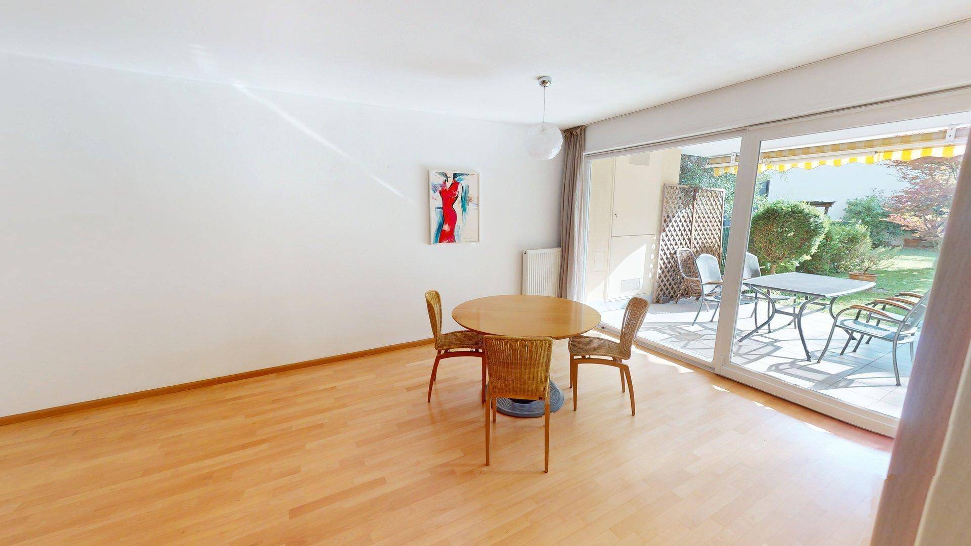 Lana-bilocale-Zweizimmerwohnung-Garten-giardino-Keller-cantina-Garage-Kondominium