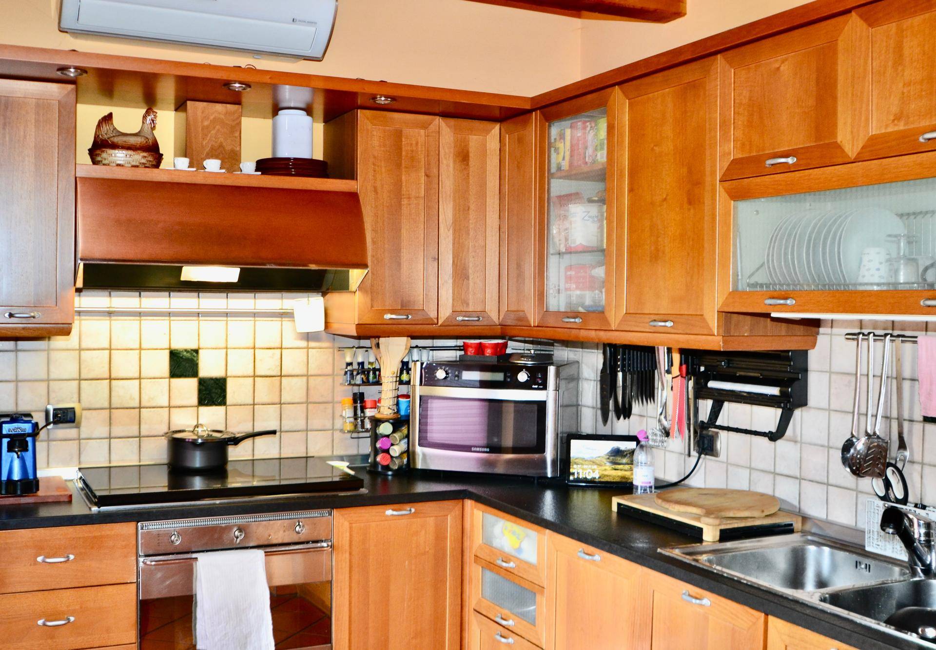 Meran-Merano-Untermais-Maia Bassa-Terrasse-terrazza-Garage-Duplexwohnung
