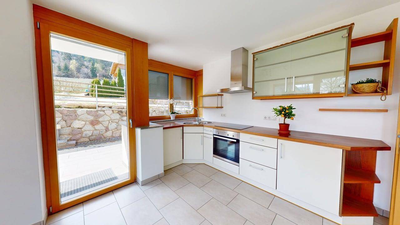 Völlan-Foiana-Wohnung-appartamento-Garten-giardino-Keller-cantina-garage-Garage-Ferienwohnung-hell-luminoso-Zweizimmerwohnung-bilocale-trilocale-Dreizimmerwohnung