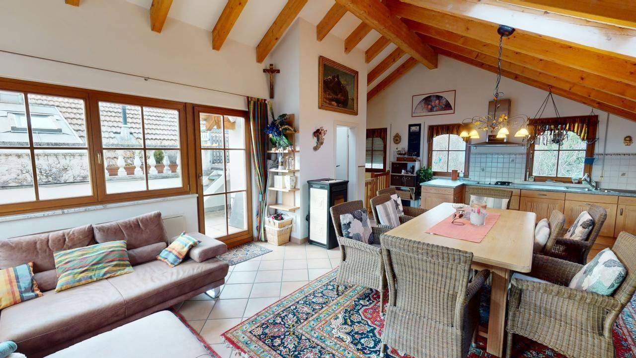Partschins-Parcines-Dreizimmerwohnung-trilocale-Terrasse-terrazza-Garage-Bergblick-montagne