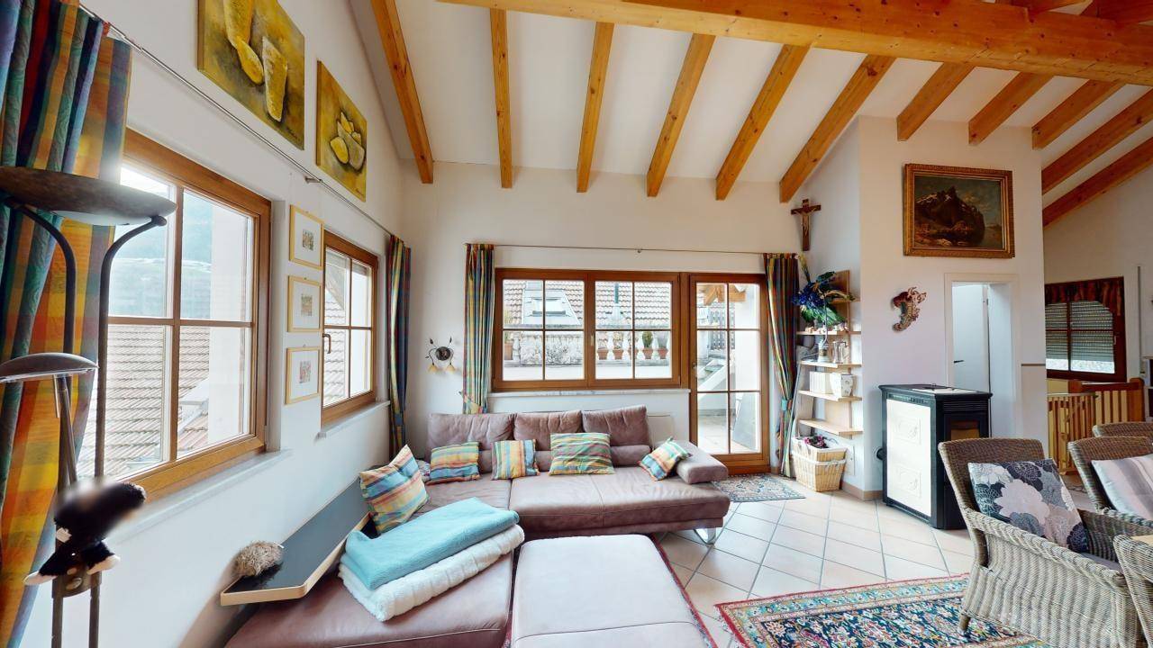 Partschins-Parcines-Dreizimmerwohnung-trilocale-Terrasse-terrazza-Garage-Bergblick-montagne