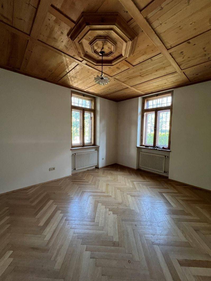Brixen-Villa-Altbau-Stadtnah-Bressanone-Rienzdamm-Luxus-Mehrfamilienhaus-mehrere Wohnungen-appartamenti-Plose-Skiegebiet-sciiare-montagna-Berg-Luxus-Luxury