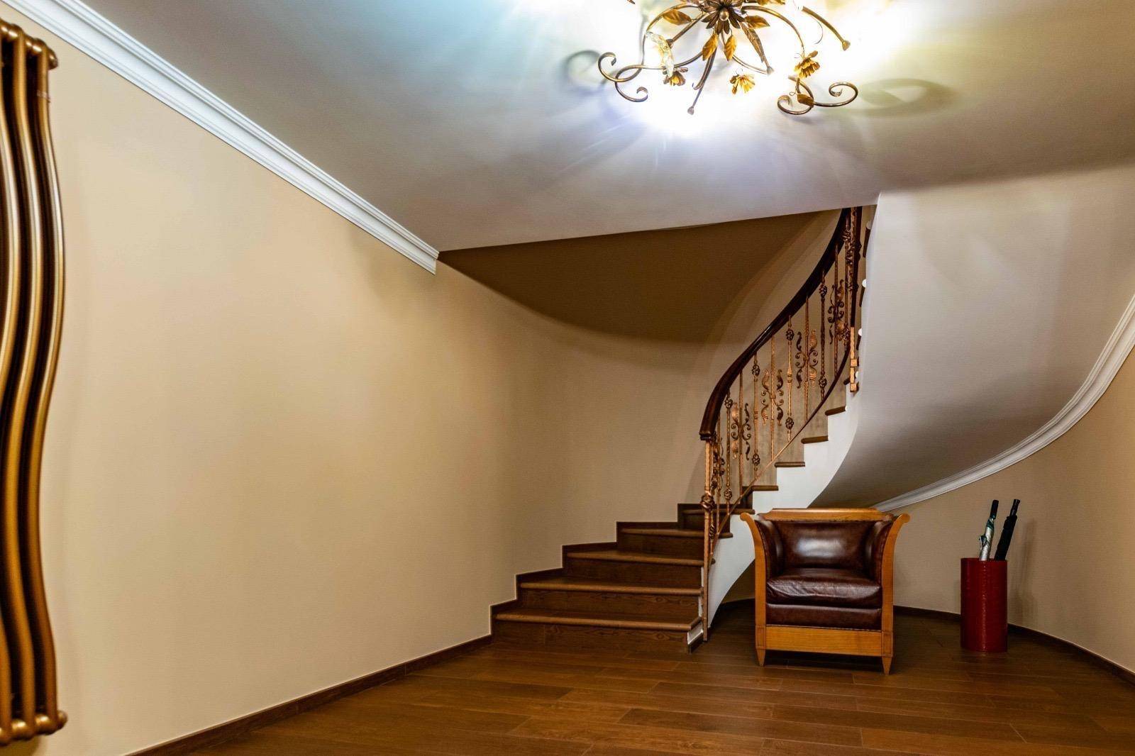Luxusvilla-am-gardasee-kaufe_villa-am-gardasee-kaufen-haus-am-gardasee-kaufen_exklusive-Villa-am-gardasee_luxus-villa_luxusvilla-am-gardasee_villa-mit-panorama_villa-in-desenzano_comprare-villa-lago-di-garda_vendere-villa-lago-del-garda_Villa-di-lusso_Lago-di-Garda-Villa-esclusiva-con-piscina_Villa-con-vista-sul-lago-Immobile-di-lusso_Lago-di-Garda_Villa-panoramica_Proprietà-sul-Lago-di-Garda_Villa-Desenzano