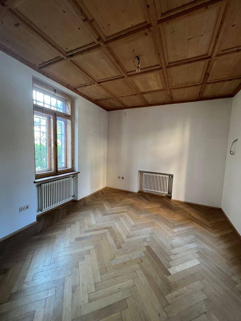 Brixen-Villa-Altbau-Stadtnah-Bressanone-Rienzdamm-Luxus-Mehrfamilienhaus-mehrere Wohnungen-appartamenti-Plose-Skiegebiet-sciiare-montagna-Berg-Luxus-Luxury