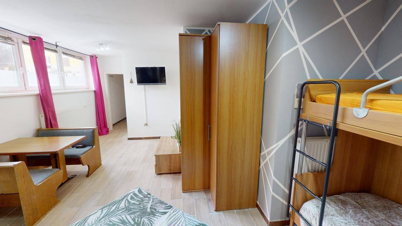 Meran_Merano_Untermais_Maia Bassa_Zweizimmerwohnung_bilocale_Privatvermietungslizenz_Ferienwohnung_Air B'n'b_Erdgeschoss_pianoterra
