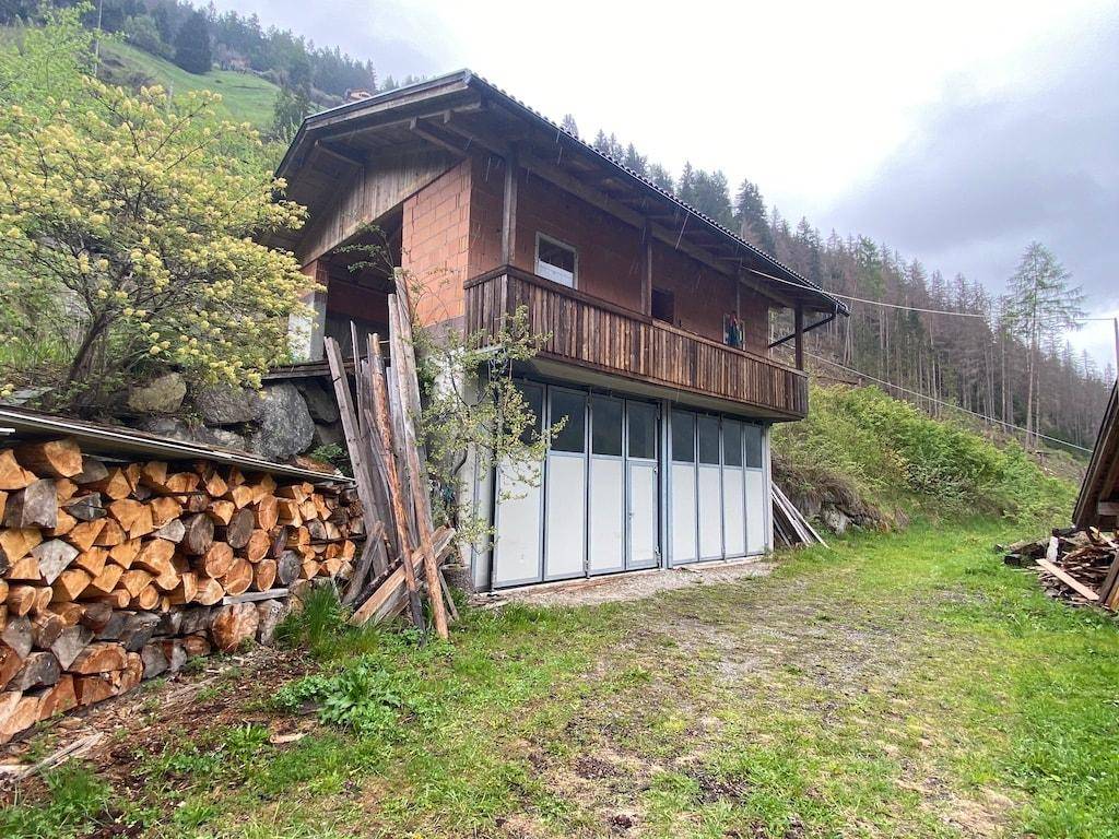 Mühlwald_Hof_Bauernhaus_Sanierungsbedürftig_Sand in Taufers_Campo Tures_Maso_Montagna